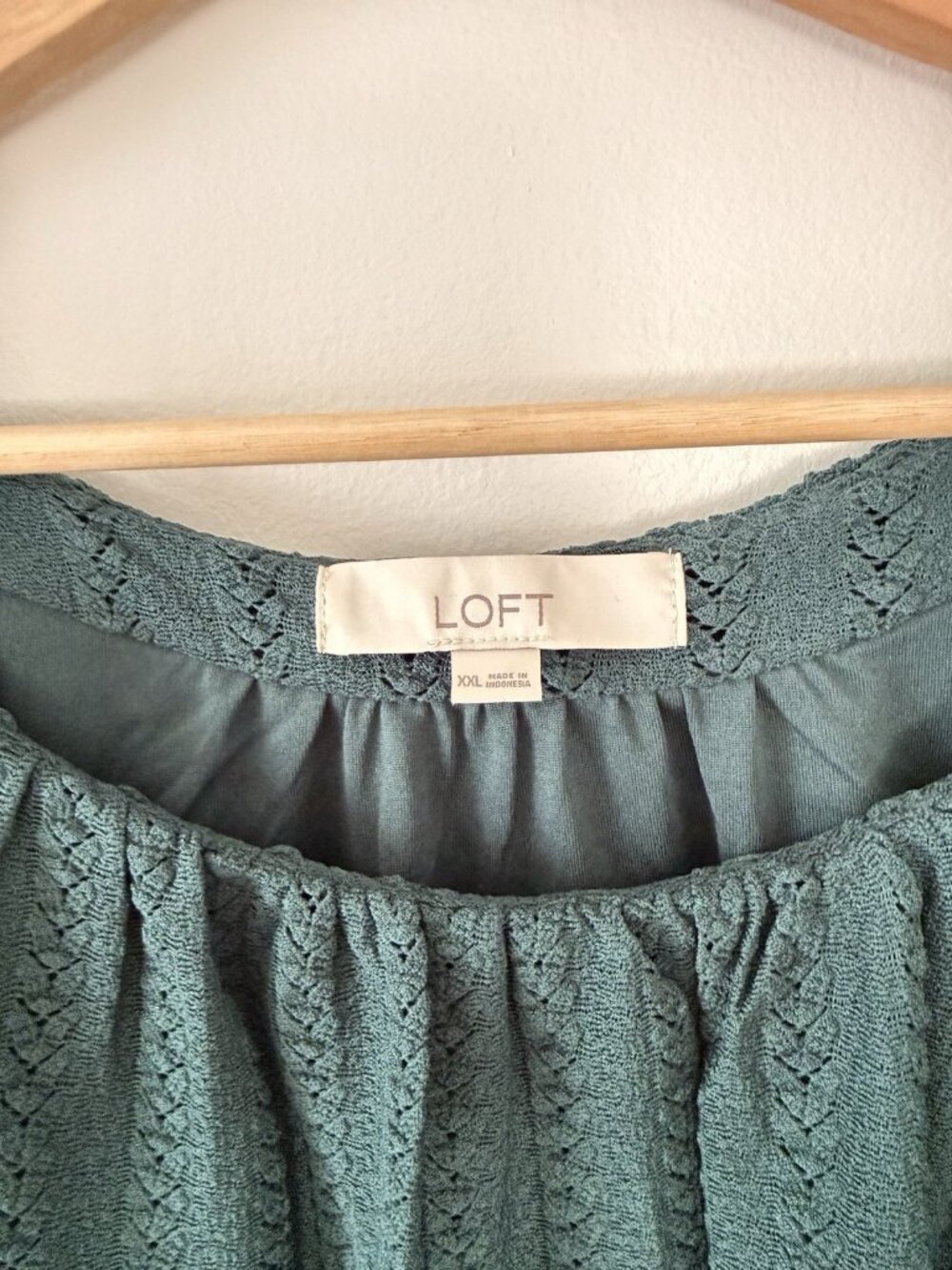 Loft Kelly Green Crochet Eyelet Flutter Sleeve Top Relaxed Cottage Feminine XXL - Picture 8 of 10